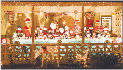 LWers light up holiday nights with good cheer LWers light up holiday nights with good cheer