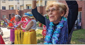 Hui O Hula visit Fountain Valley