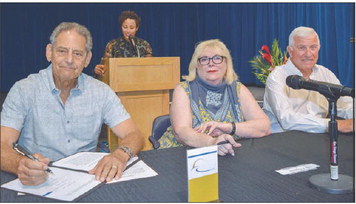 Mutuals sign new management agreement Aug. 30