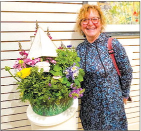 Resident will demonstrate floral design