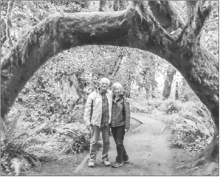 Terrific trailer treks tantalize Mutual 5  travelers Bob and Ellen Kabelitz