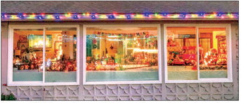 Check out Leisure World’s holiday lights via Minibus Check out Leisure World’s holiday lights via Minibus