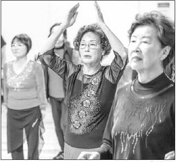 JOYFULLINE DANCE 
	The Joyful Line ….