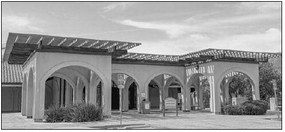 A wrong exit leads to an interesting visit at the Vista del Lago visitor center
