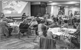 Alcohol ink demonstration draws big crowd Alcohol ink demonstration draws big crowd